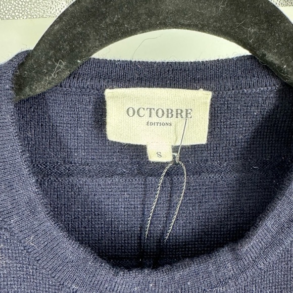 Octobre Merino Wool sweater with shoulder set buttons.  Small - Picture 2 of 4